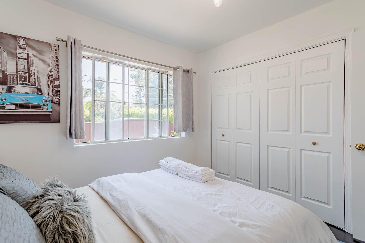 Cozy With Pool And Jacuzzi Minutes From Universal Los Angeles